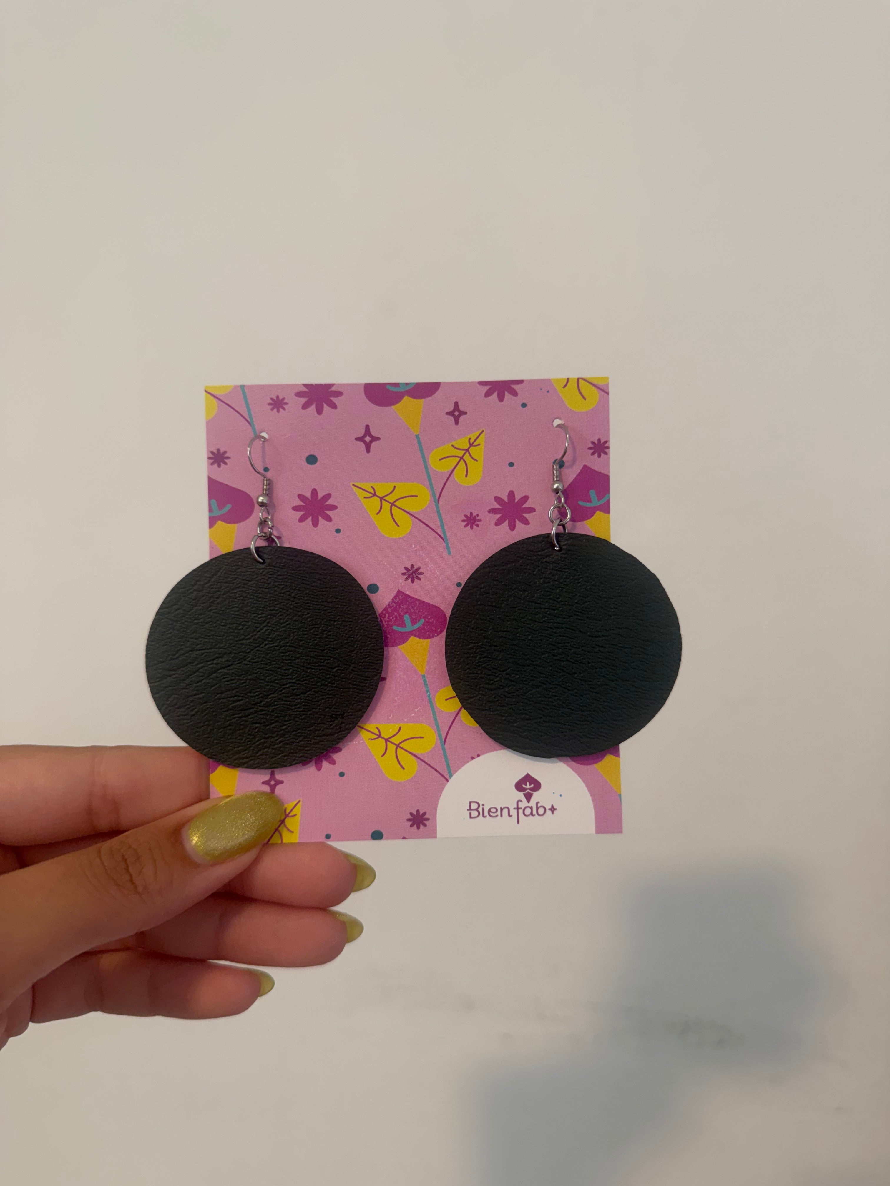 Statement earrings - Circle