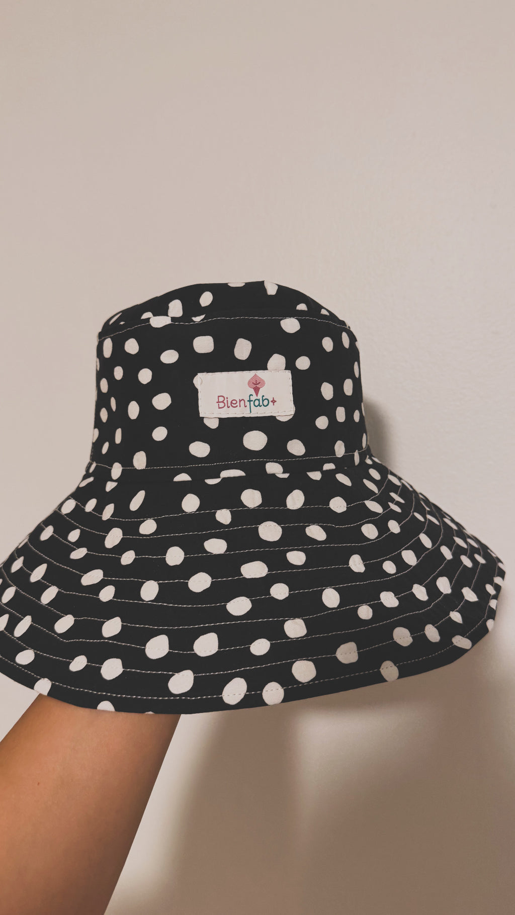 Bucket Hat - Polka dots